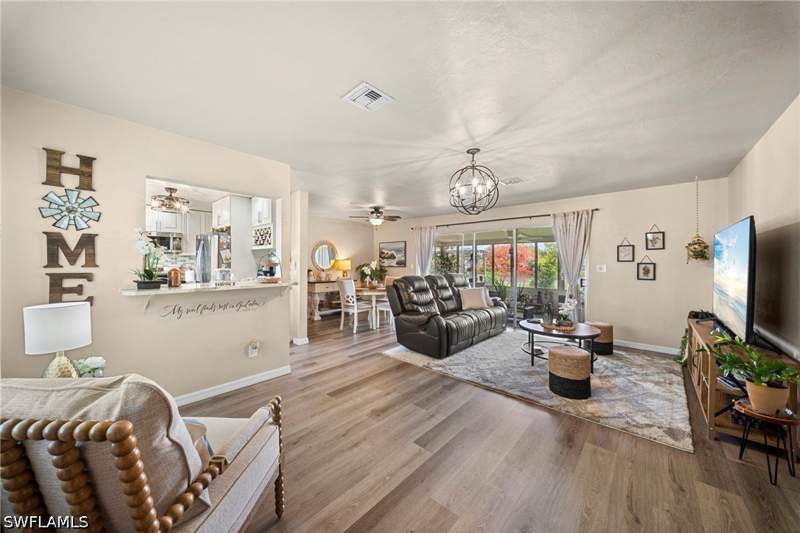 2 bedroom SingleFamilyResidence at 803 Monet St, Willow Lake, Lehigh Acres — photo 5