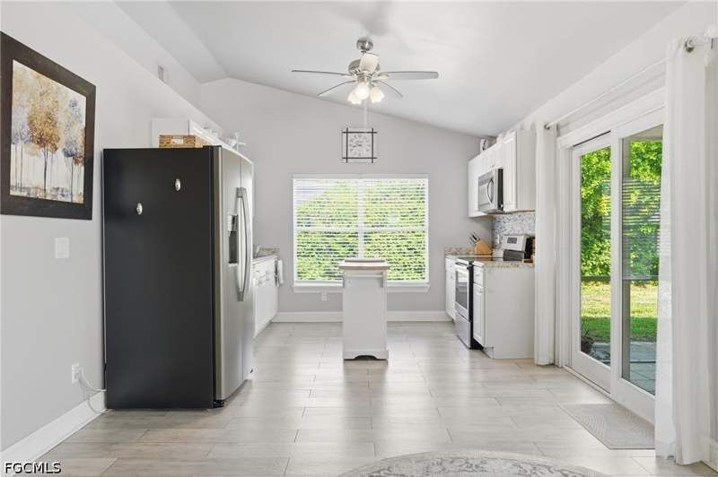 3 bedroom SingleFamilyResidence at 4934 SW 20th Pl, Cape Coral, Cape Coral — photo 3