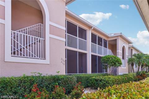 2810 Cypress Trace Cir 2112, Naples FL - photo 14 of 46