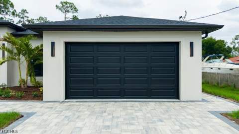 814 Clayton Ave, Lehigh Acres FL - photo 10 of 50