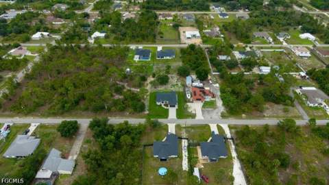 814 Clayton Ave, Lehigh Acres FL - photo 18 of 50