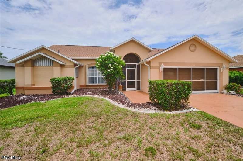 3 bedroom SingleFamilyResidence at 2817 SW 43rd St, Cape Coral, Cape Coral — photo 1