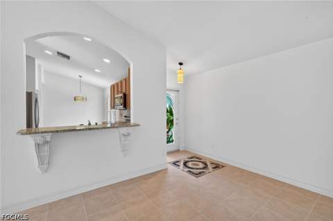 1574 Windamere Ln, Naples FL - photo 6 of 36