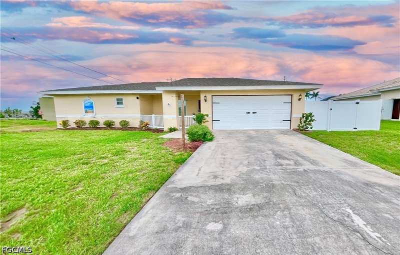 2 bedroom SingleFamilyResidence at 2314 SE 18th Pl, Cape Coral, Cape Coral — photo 1