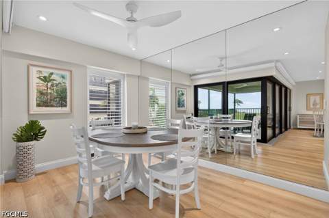 2721 W Gulf Dr 108, Sanibel FL - photo 12 of 29