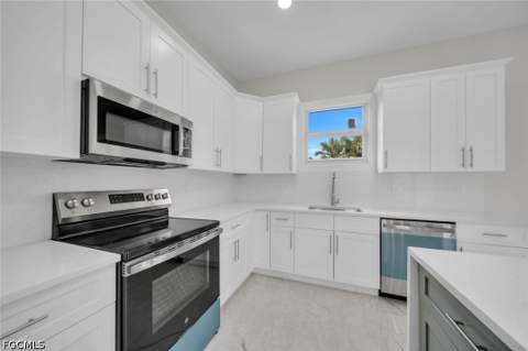2715 10th St W, Lehigh Acres FL - photo 9 of 34