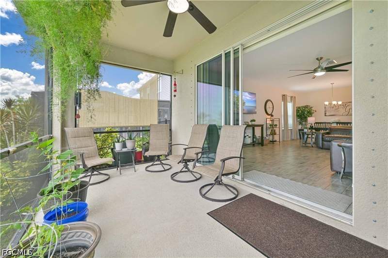 4 bedroom SingleFamilyResidence at 8784 Cascade Price Cir, Brightwater, North Fort Myers — photo 5