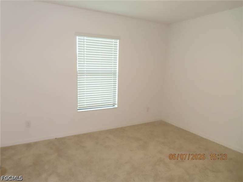 3 bedroom SingleFamilyResidence at 178 Blackstone Dr, Mirror Lakes, Fort Myers — photo 5