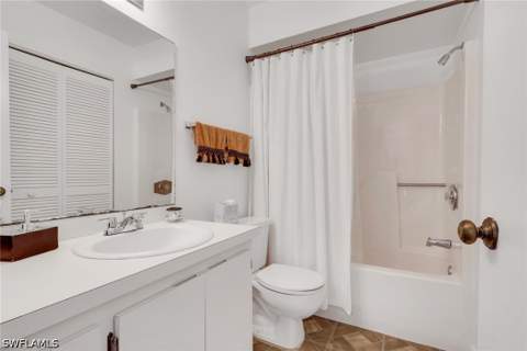 15456 Admiralty Cir 10, North Fort Myers FL - photo 19 of 42