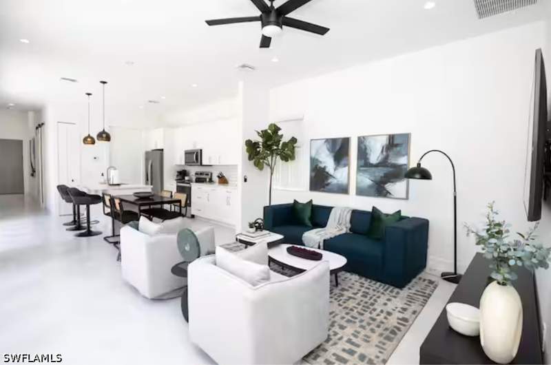 3 bedroom SingleFamilyResidence at 3148 Van Buren Ave, Kelly Plaza, Naples — photo 4