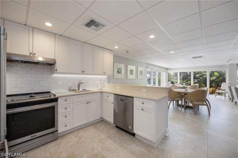 2150 Gulf Shore Blvd N 411, Naples FL - photo 22 of 27
