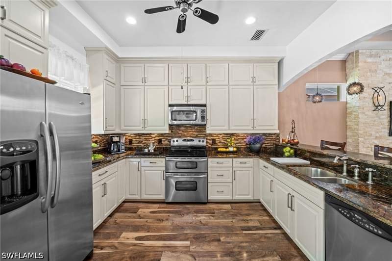 3 bedroom SingleFamilyResidence at 4830 Europa Dr, World Tennis Center, Naples — photo 3