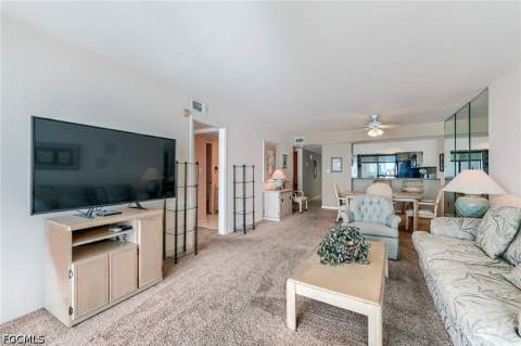 8400 Estero Blvd 903, Fort Myers Beach FL - photo 23 of 39