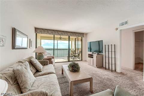 8400 Estero Blvd 903, Fort Myers Beach FL - photo 24 of 39