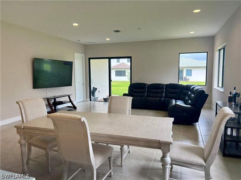 3 bedroom SingleFamilyResidence at 5252 Lamone Ln, Maple Ridge, Ave Maria — photo 5