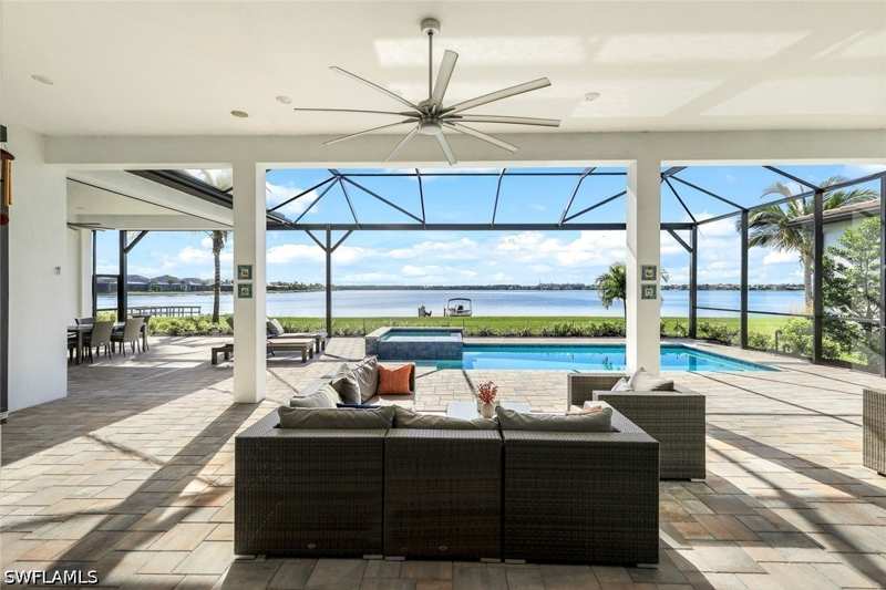 4 bedroom SingleFamilyResidence at 11401 Venetian Lagoon Dr, Esplanade Lake Club, Fort Myers — photo 1