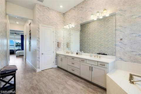 11401 Venetian Lagoon Dr, Fort Myers FL - photo 24 of 50