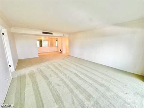 3420 Gulf Shore Blvd N 43, Naples FL - photo 17 of 33