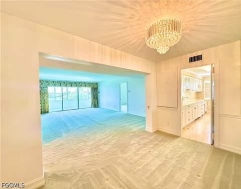 3420 Gulf Shore Blvd N 43, Naples FL - photo 7 of 33