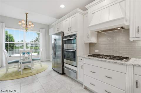 8066 Signature Club Cir 102, Naples FL - photo 13 of 40