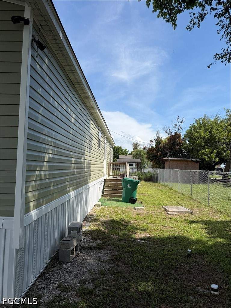 3 bedroom ManufacturedHome at 712 Maryland Ave, Harlem, Clewiston — photo 2