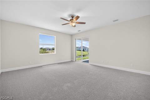 2032 NW 2nd Ave, Cape Coral FL - photo 10 of 33