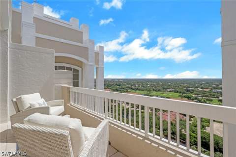 7117 Pelican Bay Blvd 16, Naples FL - photo 22 of 38