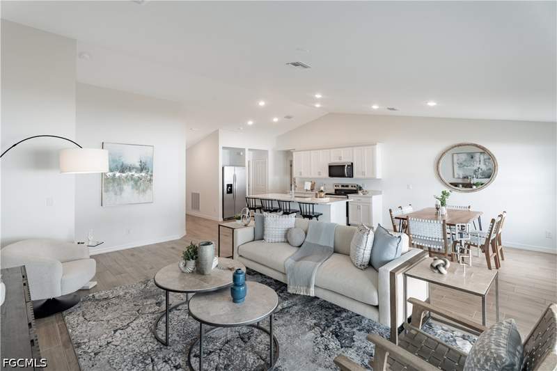 4 bedroom SingleFamilyResidence at 3208 NW 4th Pl, Cape Coral, Cape Coral — photo 4