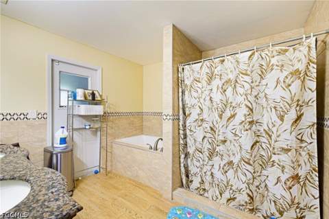 1407 Poinsettia Ave, Lehigh Acres FL - photo 6 of 18