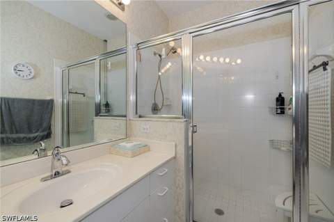 200 Vintage Cir 103, Naples FL - photo 23 of 32