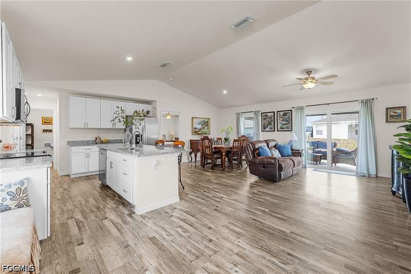3 bedroom SingleFamilyResidence at 2015 NW 23rd Ter, Cape Coral, Cape Coral — photo 3