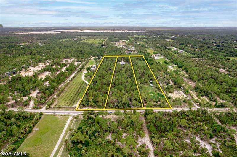 5 bedroom SingleFamilyResidence at 1301 Ivy Way, Golden Gate Estates, Naples — photo 5