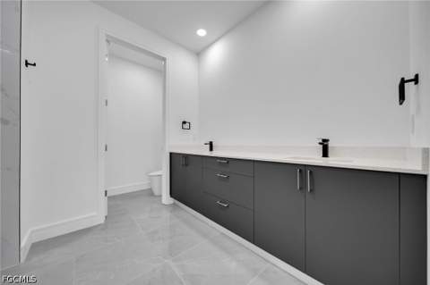 2720 NW 41st Ave, Cape Coral FL - photo 13 of 33