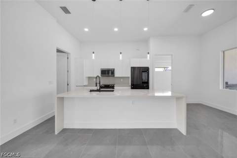 2720 NW 41st Ave, Cape Coral FL - photo 6 of 33