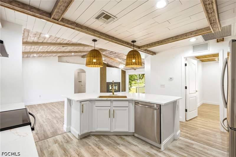 3 bedroom SingleFamilyResidence at 2406 E 23rd St, Lehigh Acres, Alva — photo 3