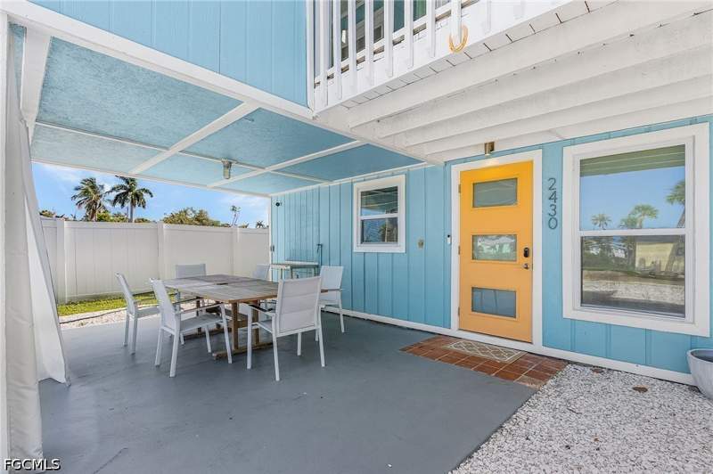 2 bedroom SingleFamilyResidence at 2430 Orange St, St James City, St James City — photo 4