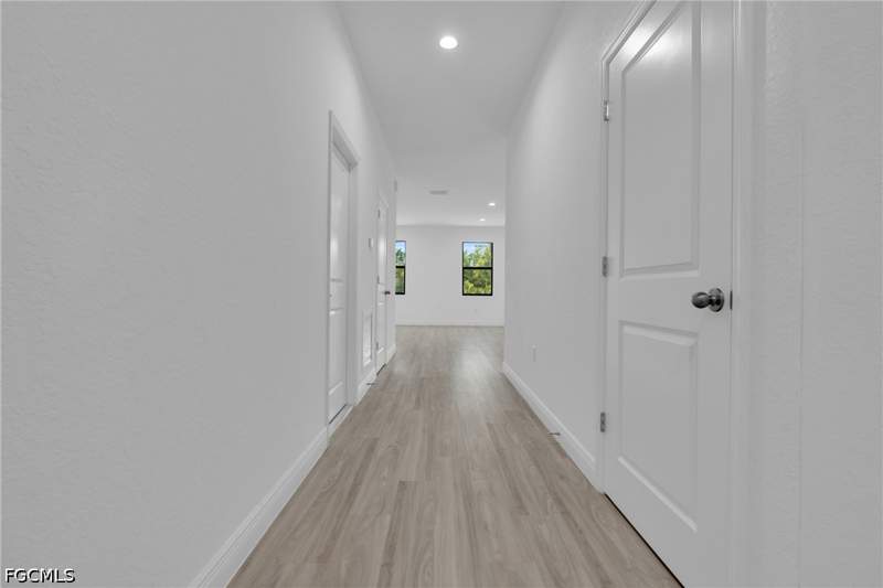 3 bedroom SingleFamilyResidence at 203 E 17th St, Lehigh Acres, Lehigh Acres — photo 4
