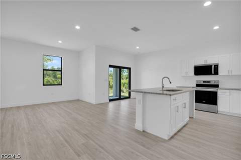 203 E 17th St, Lehigh Acres FL - photo 6 of 36