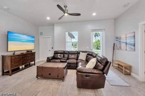 3196 Connecticut Ave, Naples FL - photo 10 of 43