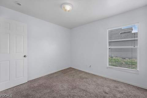 4664 Varsity Cir, Lehigh Acres FL - photo 14 of 50