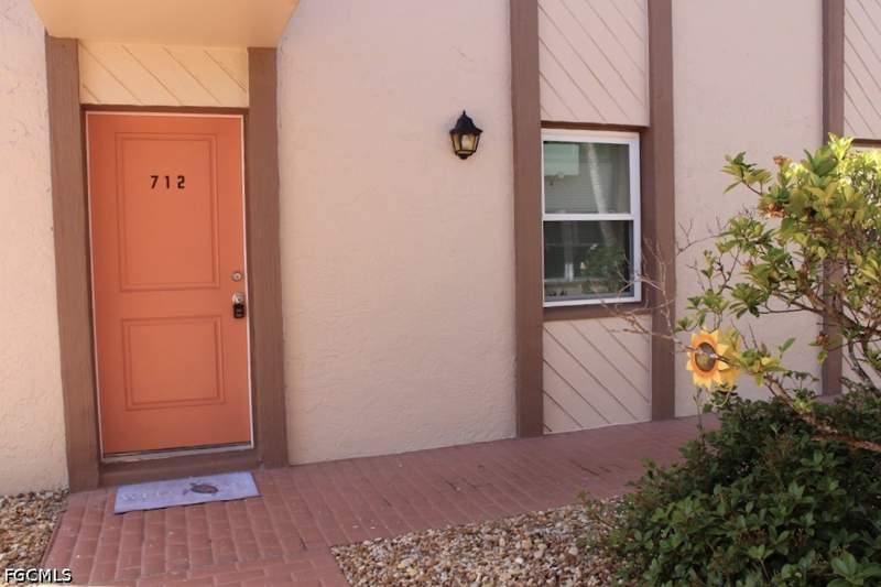 1 bedroom Condominium at 16881 Davis Rd 712, Davis Woods Condominium, Fort Myers — photo 2