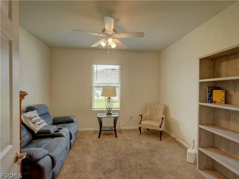 328 SW 24th Pl, Cape Coral FL - photo 13 of 34