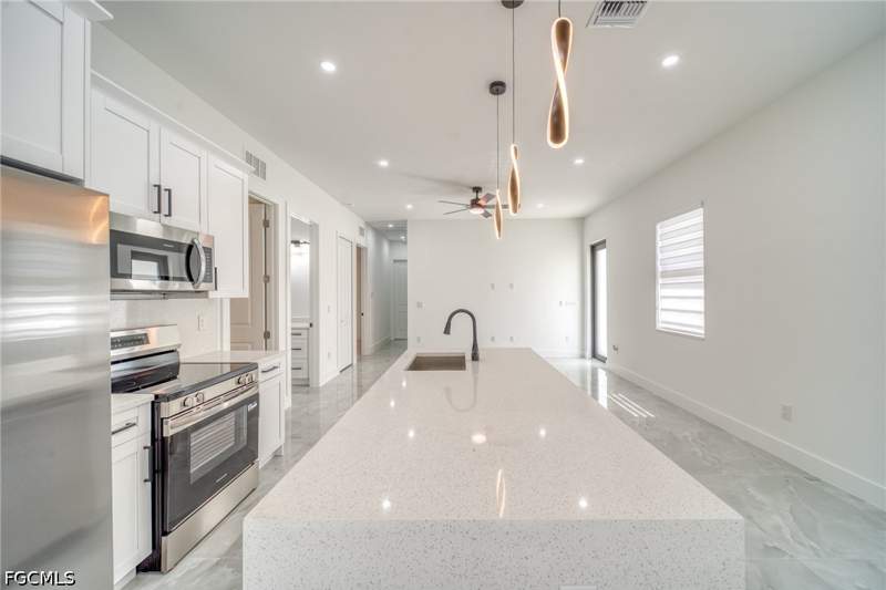 3 bedroom SingleFamilyResidence at 3417 Judy Ave N, Lehigh Acres, Lehigh Acres — photo 4