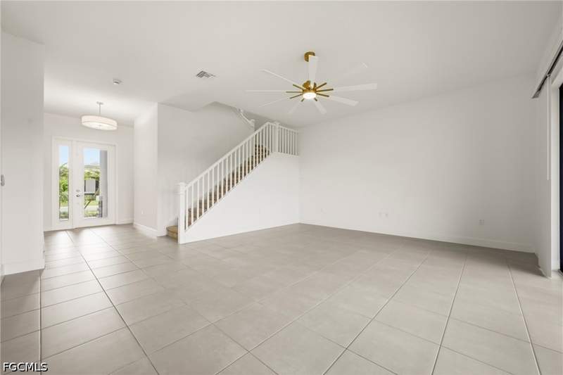 4 bedroom SingleFamilyResidence at 20521 Fair Oak Ln, Rivercreek In Estero, Estero — photo 5
