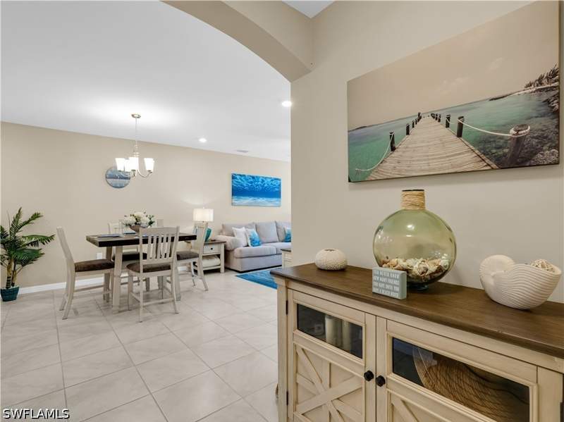 2 bedroom Attached at 14695 Edgewater Cir, Coral Harbor, Naples — photo 4