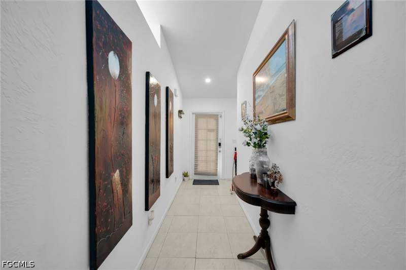 3 bedroom SingleFamilyResidence at 4115 SW 1st Ave, Cape Coral, Cape Coral — photo 2