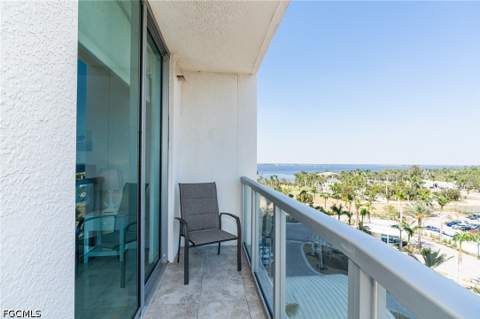 3000 Oasis Grand Blvd 801, Fort Myers FL - photo 24 of 42