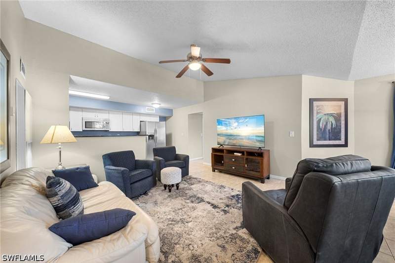 3 bedroom Condominium at 12700 Equestrian Cir 2508, Venetian Palms, Fort Myers — photo 3