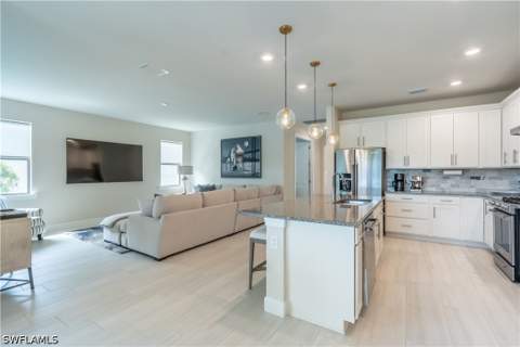 6727 Pennyroyal Dr, Naples FL - photo 6 of 42