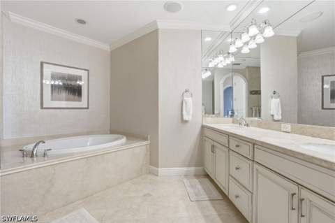 2543 Marquesa Royale Ln 4-302, Naples FL - photo 16 of 31